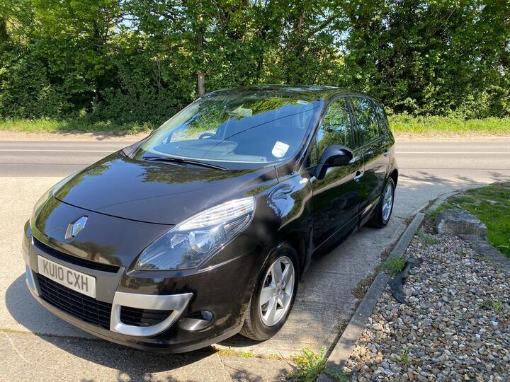 Renault Scenic 1.9 DCi Dynamique TomTom Euro 4 5dr