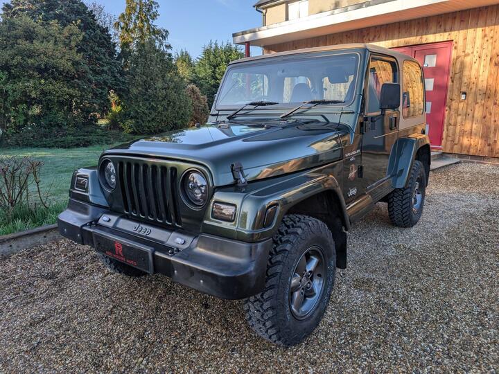 Jeep Wrangler 4.0 Sahara Hard Top 4x4 3dr