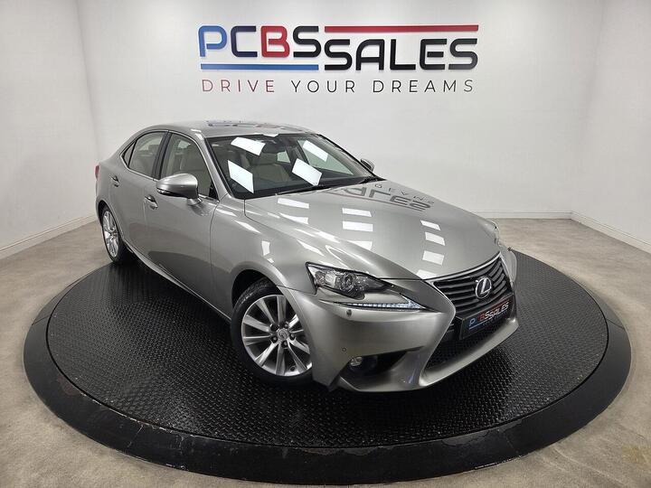 Lexus IS 2.5 300h Advance E-CVT Euro 6 (s/s) 4dr
