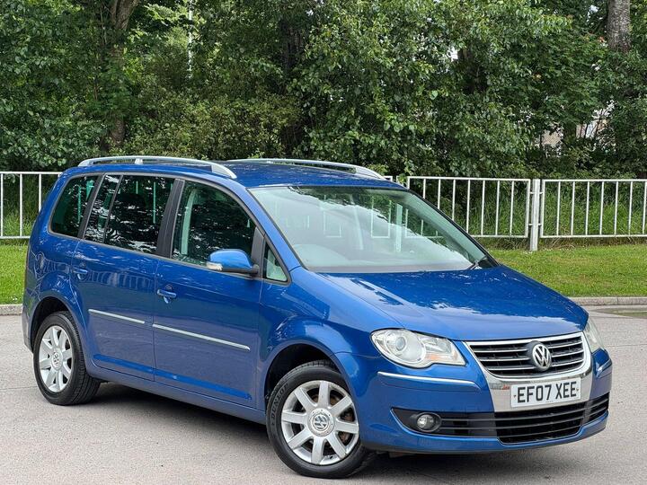 Volkswagen Touran 2.0 TDI Sport DSG 5dr (7 Seats) Volkswagen Touran 2.0 TDI Sport DSG 5dr (7 Seats)