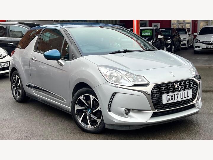 DS AUTOMOBILES DS 3 1.6 BlueHDi Elegance Euro 6 (s/s) 3dr DS AUTOMOBILES DS 3 1.6 BlueHDi Elegance Euro 6 (s/s) 3dr