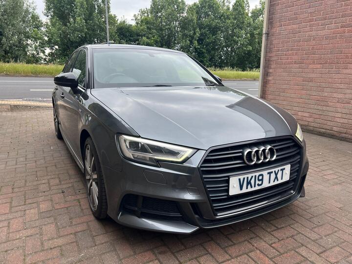 Audi A3 1.5 TFSI CoD 35 Black Edition Sportback S Tronic Euro 6 (s/s) 5dr