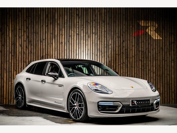 Porsche Panamera 2.9 V6 E-Hybrid 17.9kWh 4 Platinum Edition Sport Turismo PDK 4WD Euro 6 (s/s) 5dr Porsche Panamera 2.9 V6 E-Hybrid 17.9kWh 4 Platinum Edition Sport Turismo PDK 4WD Euro 6 (s/s) 5dr