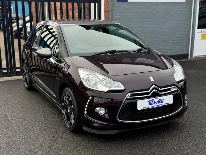 DS AUTOMOBILES DS 3 1.6 BlueHDi DStyle Euro 6 (s/s) 3dr DS AUTOMOBILES DS 3 1.6 BlueHDi DStyle Euro 6 (s/s) 3dr