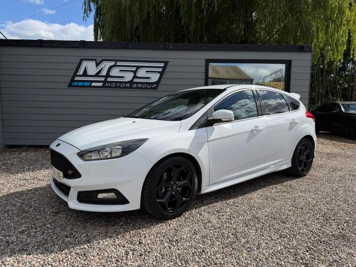 Ford FOCUS 2.0 TDCi ST-2 Euro 6 (s/s) 5dr