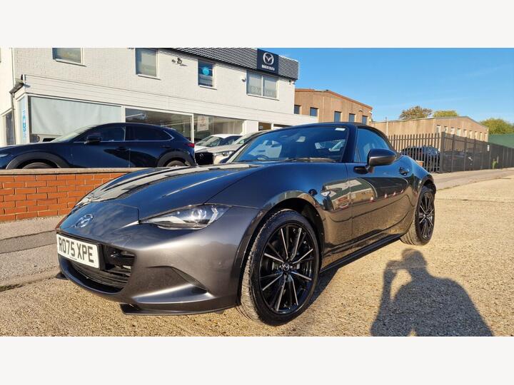 Mazda MX-5 2.0 SKYACTIV-G Exclusive-Line Roadster Euro 6 (s/s) 2dr