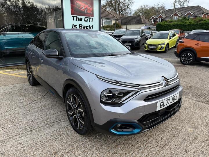 Citroen E-C4 50kWh Shine Plus Auto 5dr (7.4kW Charger) Citroen E-C4 50kWh Shine Plus Auto 5dr (7.4kW Charger)