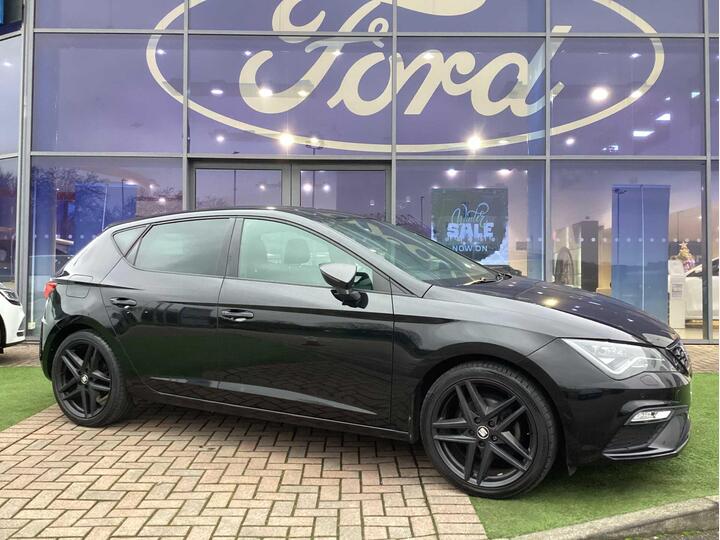 SEAT Leon 1.5 TSI EVO FR Black Edition Euro 6 (s/s) 5dr