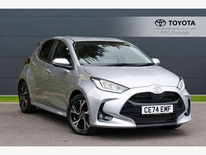 Toyota Yaris 1.5 VVT-h Design E-CVT Euro 6 (s/s) 5dr