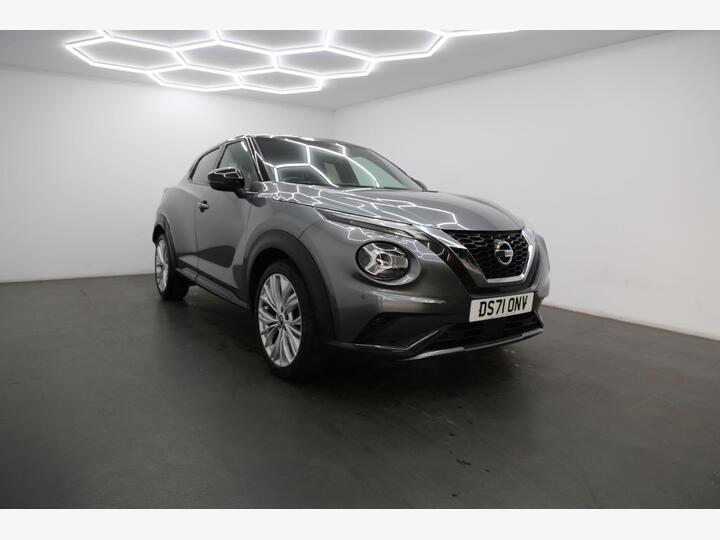 Nissan Juke 1.0 DIG-T Tekna+ DCT Auto Euro 6 (s/s) 5dr Nissan Juke 1.0 DIG-T Tekna+ DCT Auto Euro 6 (s/s) 5dr
