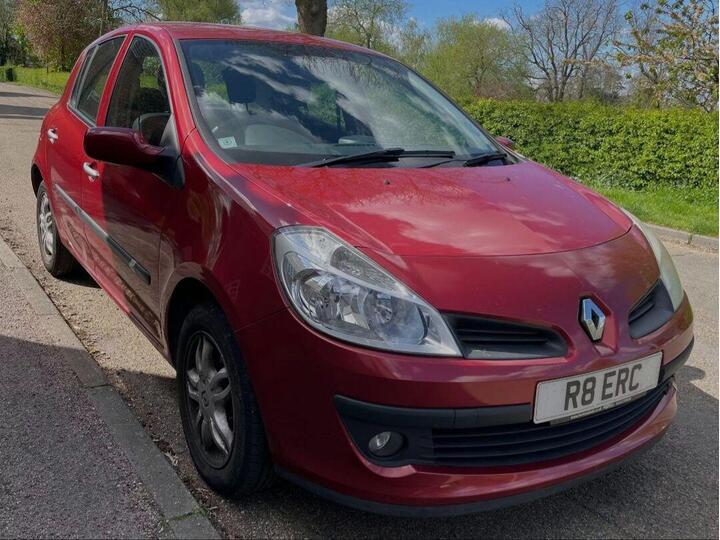 Renault Clio 1.6 VVT Expression 5dr
