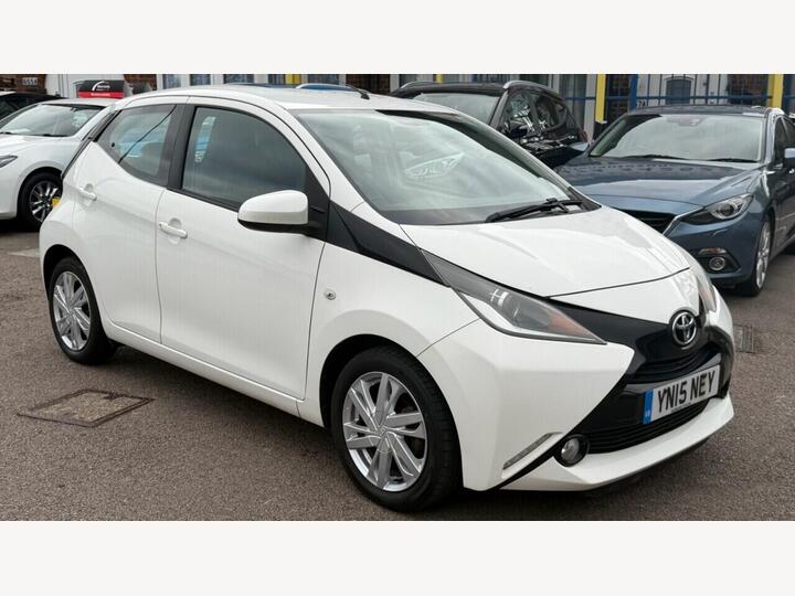 Toyota AYGO 1.0 VVT-i X-pression Euro 5 5dr Euro 5
