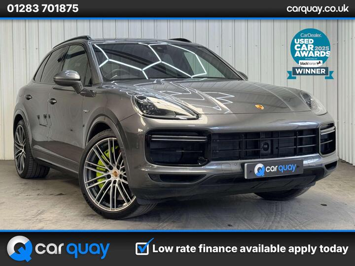 Porsche Cayenne 4.0 V8 E-Hybrid 17.9kWh Turbo S TiptronicS 4WD Euro 6 (s/s) 5dr