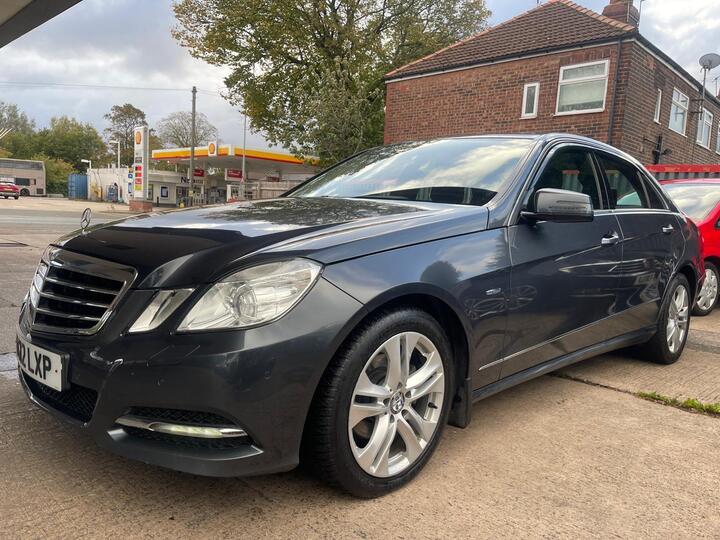 Mercedes-Benz E Class 2.1 E220 CDI BlueEfficiency Executive SE G-Tronic+ Euro 5 (s/s) 4dr