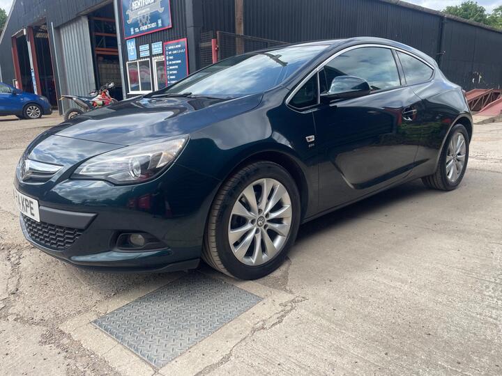 Vauxhall Astra GTC 1.4T SRi Euro 5 (s/s) 3dr Vauxhall Astra GTC 1.4T SRi Euro 5 (s/s) 3dr