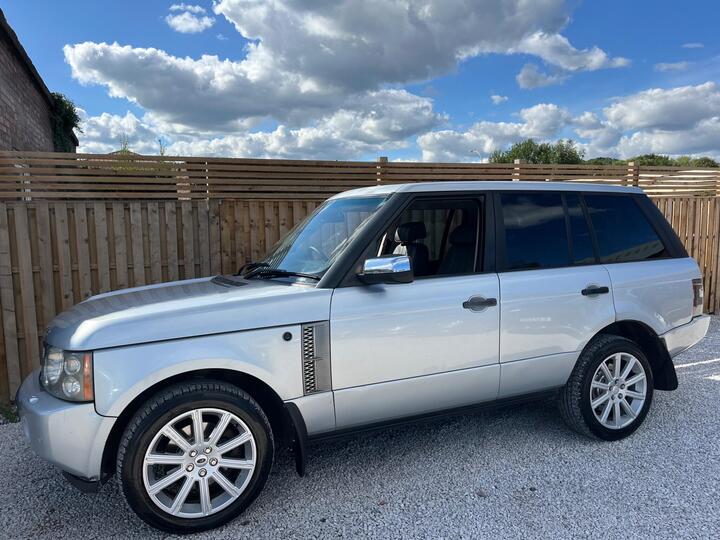 Land Rover Range Rover 3.0 Td6 Vogue Station Wagon Auto 4WD 5dr