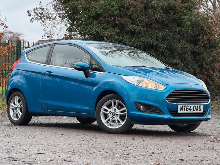 Ford Fiesta 1.0T EcoBoost Zetec Euro 5 (s/s) 3dr Ford Fiesta 1.0T EcoBoost Zetec Euro 5 (s/s) 3dr