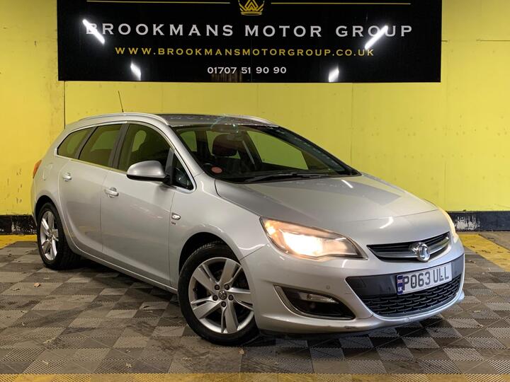 Vauxhall Astra 2.0 CDTi SRi Sports Tourer Euro 5 (s/s) 5dr
