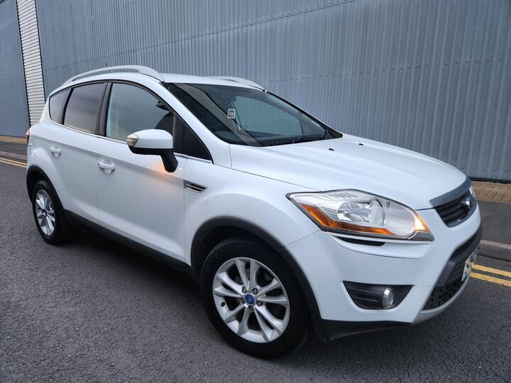 Ford Kuga 2.0 TDCi Zetec 2WD Euro 5 5dr