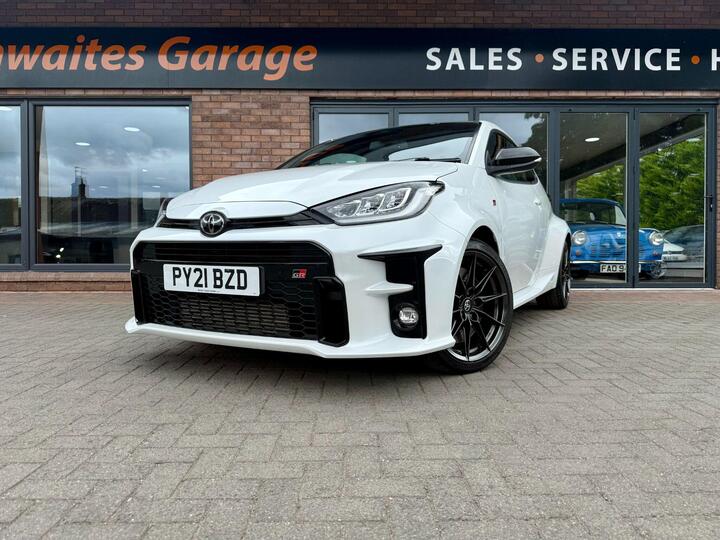 Toyota Yaris 1.6T GR Circuit AWD Euro 6 3dr