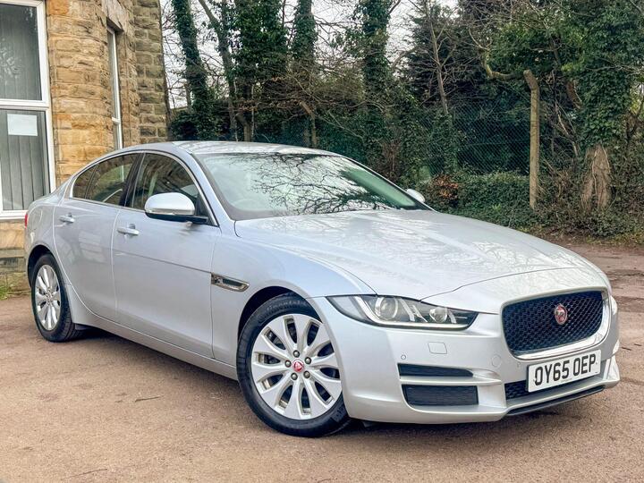 Jaguar XE 2.0d Portfolio Euro 6 (s/s) 4dr