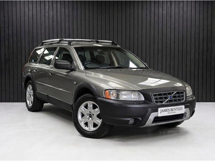 Volvo XC70 2.4 D5 SE Geartronic AWD 5dr