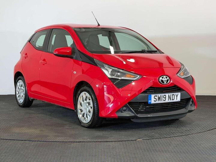 Toyota AYGO 1.0 VVT-i X-play Euro 6 5dr