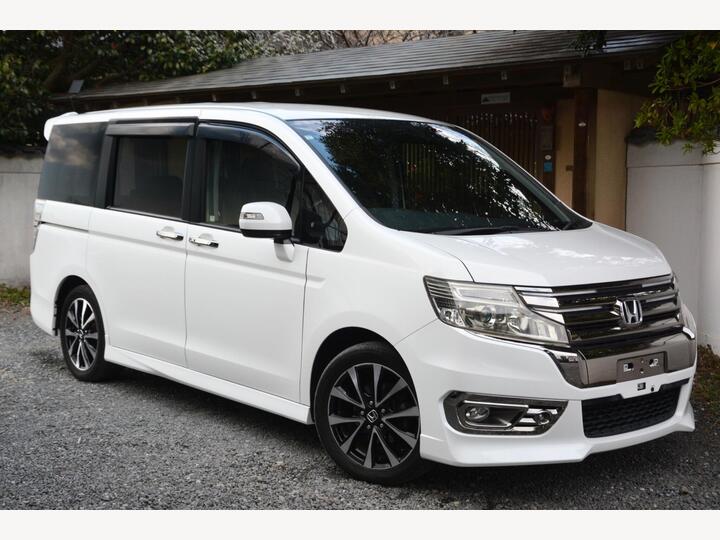 Honda Stepwagon 2.0 Spada Cool Sprit - Half Leather