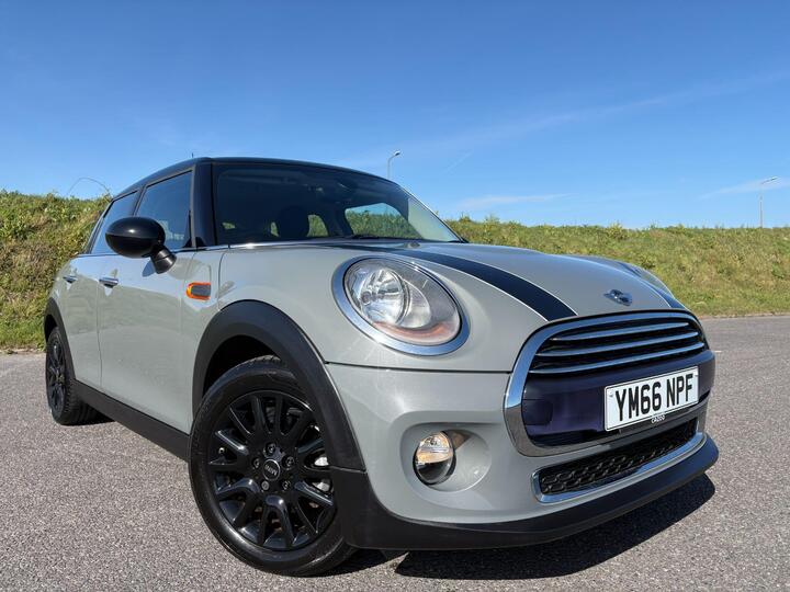 MINI Hatch 1.5 Cooper Euro 6 (s/s) 5dr