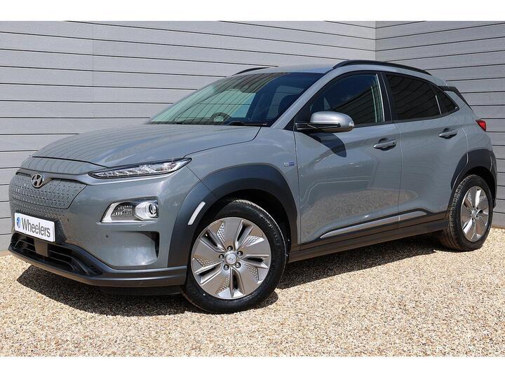 Hyundai KONA 64kWh Premium SE Auto 5dr (7kW Charger)