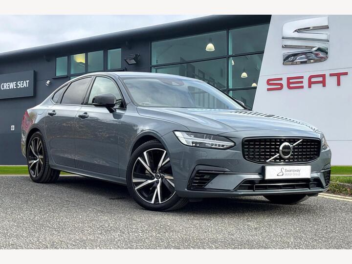 Volvo S90 2.0h T8 Recharge 11.6kWh R-Design Auto AWD Euro 6 (s/s) 4dr