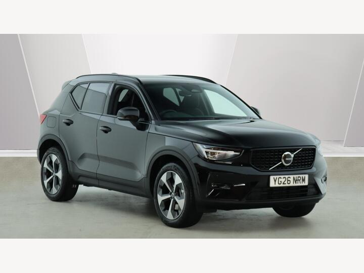 Volvo XC40 2.0 B3 MHEV Plus Dark DCT Auto Euro 6 (s/s) 5dr