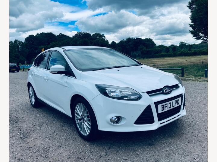 Ford Focus 1.0T EcoBoost Zetec Euro 5 (s/s) 5dr