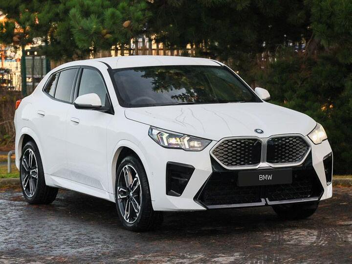 BMW IX2 20 66.5kWh M Sport Auto EDrive 5dr (22kW Charger)