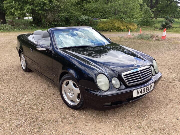 Mercedes-Benz CLK 3.2 CLK320 Elegance Cabriolet 2dr
