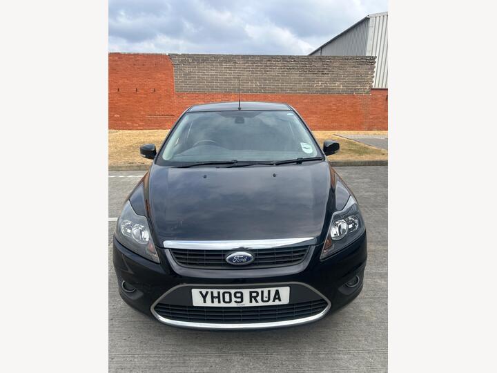 Ford Focus 1.6 Titanium 5dr
