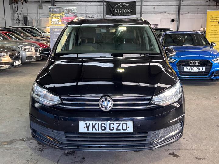 Volkswagen Touran 1.6 TDI BlueMotion Tech SE Euro 6 (s/s) 5dr Volkswagen Touran 1.6 TDI BlueMotion Tech SE Euro 6 (s/s) 5dr