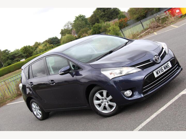 Toyota Verso 1.8 V-Matic Icon Multidrive S Euro 6 5dr