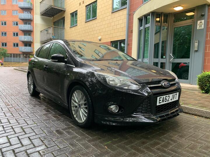 Ford Focus 1.0T EcoBoost Zetec S Euro 5 (s/s) 5dr