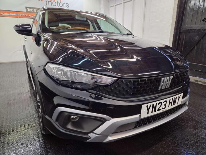 Fiat TIPO 1.5 FireFly Turbo MHEV Cross DCT Euro 6 (s/s) 5dr