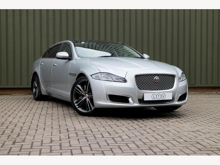 Jaguar XJ 3.0d V6 Autobiography Auto Euro 6 (s/s) 4dr (LWB)