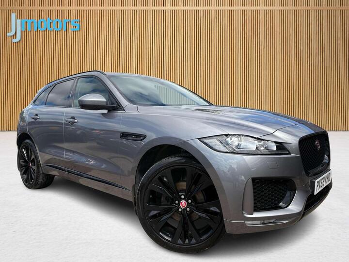 Jaguar F-PACE 2.0 D180 Chequered Flag Auto AWD Euro 6 (s/s) 5dr