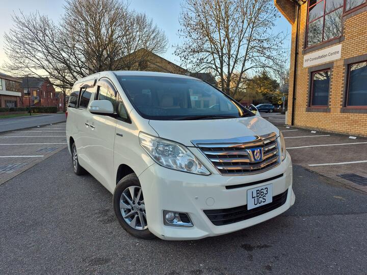 Toyota Alphard 2.4 Hybrid 4wheel Drive Luxury  Car