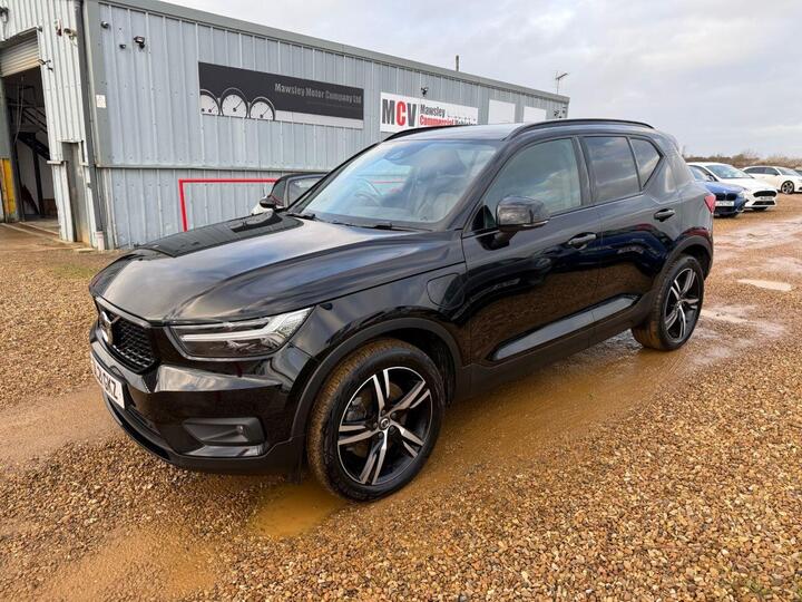 Volvo XC40 1.5h T4 Recharge 10.7kWh R-Design Auto Euro 6 (s/s) 5dr