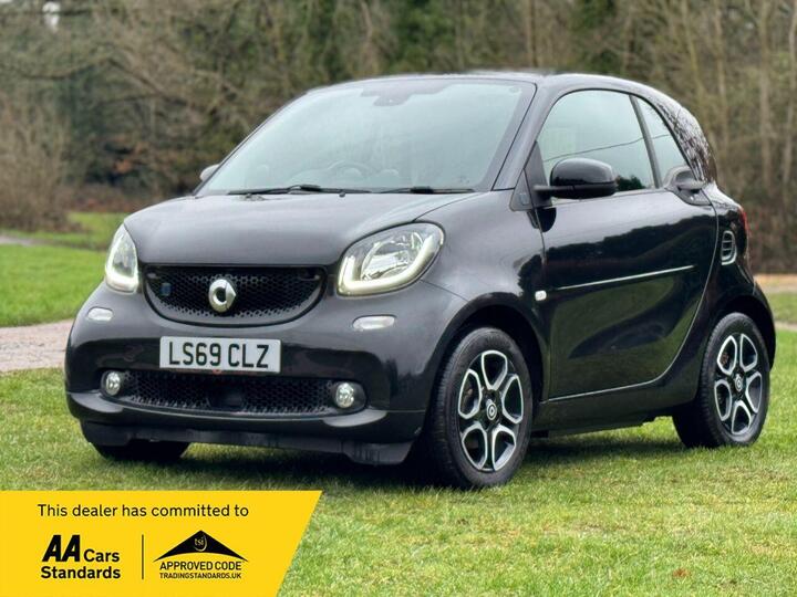 Smart FORTWO 17.6kWh Prime (Premium Plus) Auto 2dr (22kW Charger) Smart FORTWO 17.6kWh Prime (Premium Plus) Auto 2dr (22kW Charger)