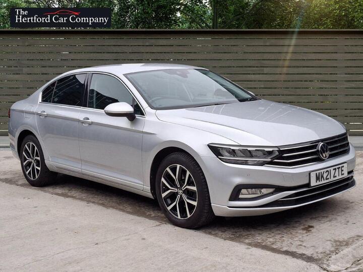 Volkswagen PASSAT 1.5 TSI EVO SEL DSG Euro 6 (s/s) 4dr Volkswagen PASSAT 1.5 TSI EVO SEL DSG Euro 6 (s/s) 4dr