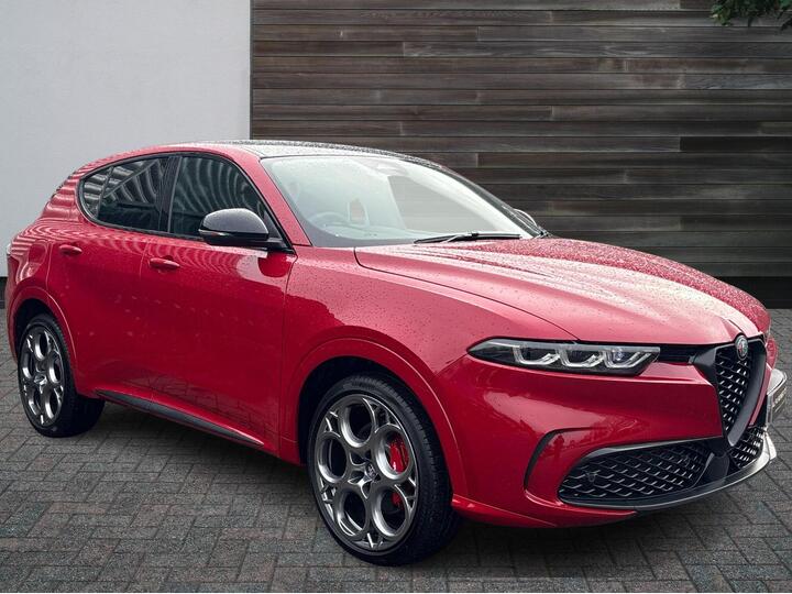 Alfa Romeo Tonale 1.3 VGT 15.5kWh Tributo Italiano Auto Q4 AWD Euro 6 5dr