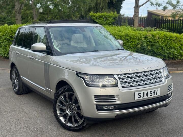 Land Rover RANGE ROVER 4.4 SD V8 Autobiography Auto 4WD Euro 5 5dr Land Rover RANGE ROVER 4.4 SD V8 Autobiography Auto 4WD Euro 5 5dr