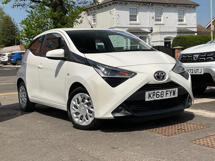 Toyota Aygo 1.0 VVT-i X-play Euro 6 5dr