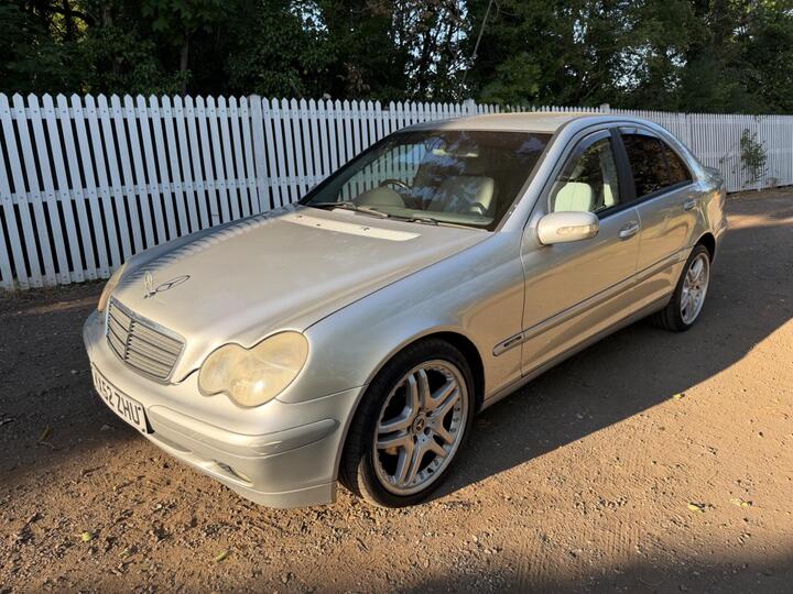 Mercedes-Benz C Class 1.8 C200 Kompressor Classic SE 4dr
